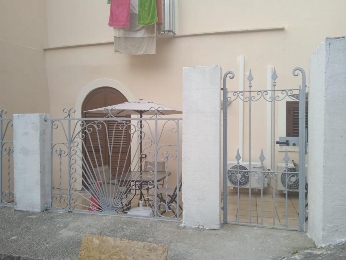 Affittacamere Prezioso Gaeta Luaran gambar